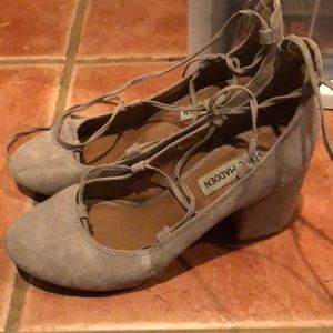 Steve Madden Ryleigh Suede Tie-Up Pumps size 5.5